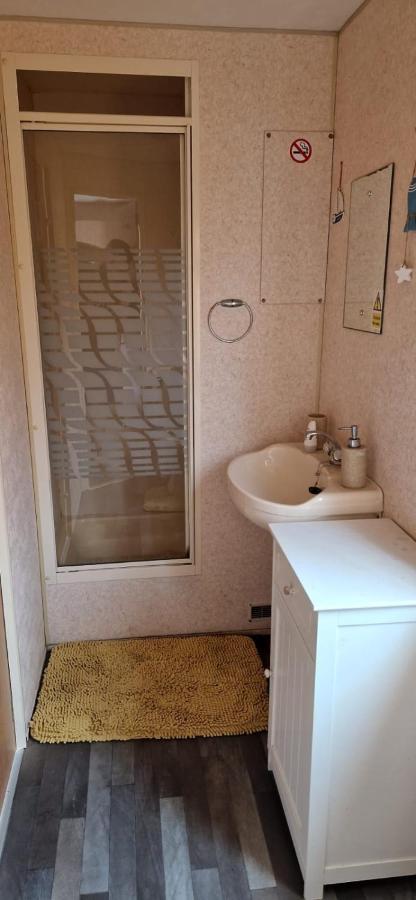 2 Bed 36 Highbury Park Skegness Caravan